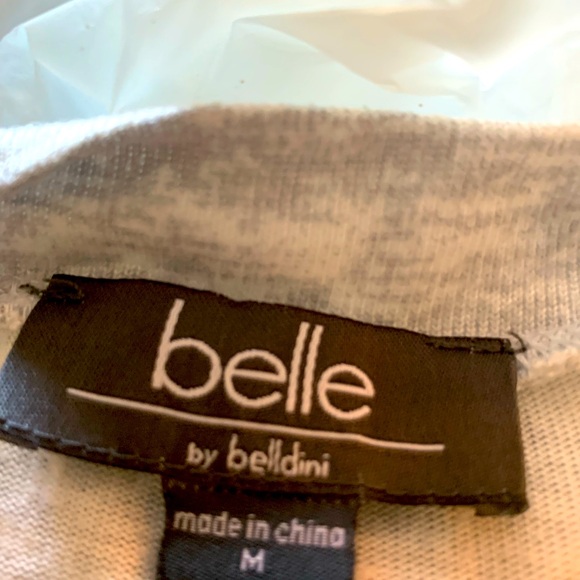 TEE SHIRT RHFFLE DOWN SLEEVE LIJE NEW SIZE MED - Picture 5 of 5